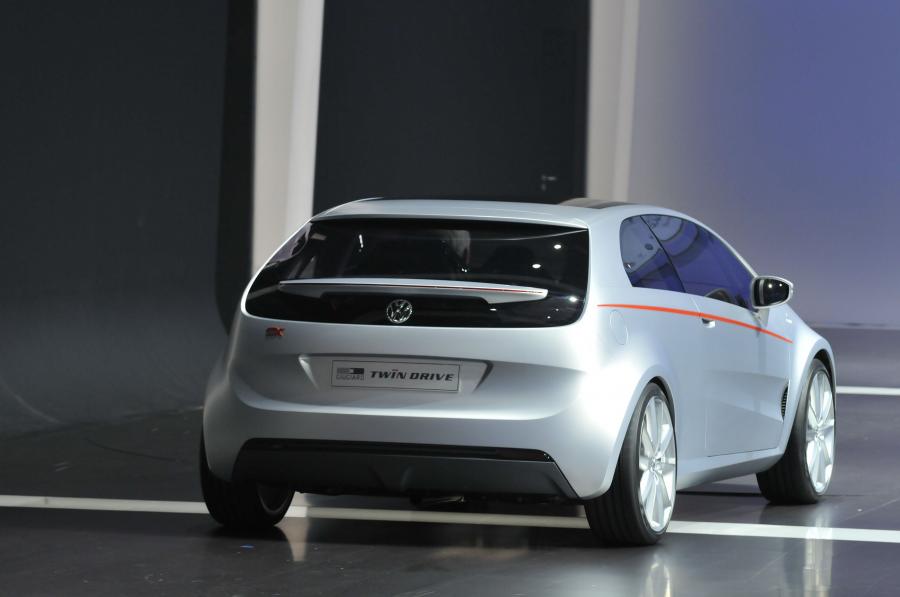 ItalDesign Tex 2011 года  (фото 2 из 40)